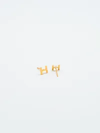 Admiral Row Gold Initial Earrings - H — view 2