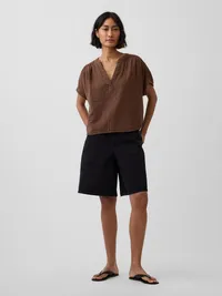 Cotton Gauze Oversized Split-Neck Top - Cool brown — view 2