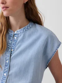 Denim Cap-Sleeve Crop Button-Front Top - Medium wash — view 4