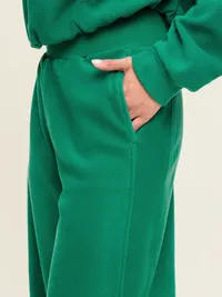 Extra High-Waisted Performance Fleece Wide-Leg Sweatpants - Java Fern — view 4