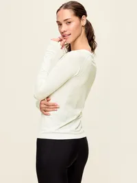 Fluid Seamless Fitted Top - Magnolia — view 2