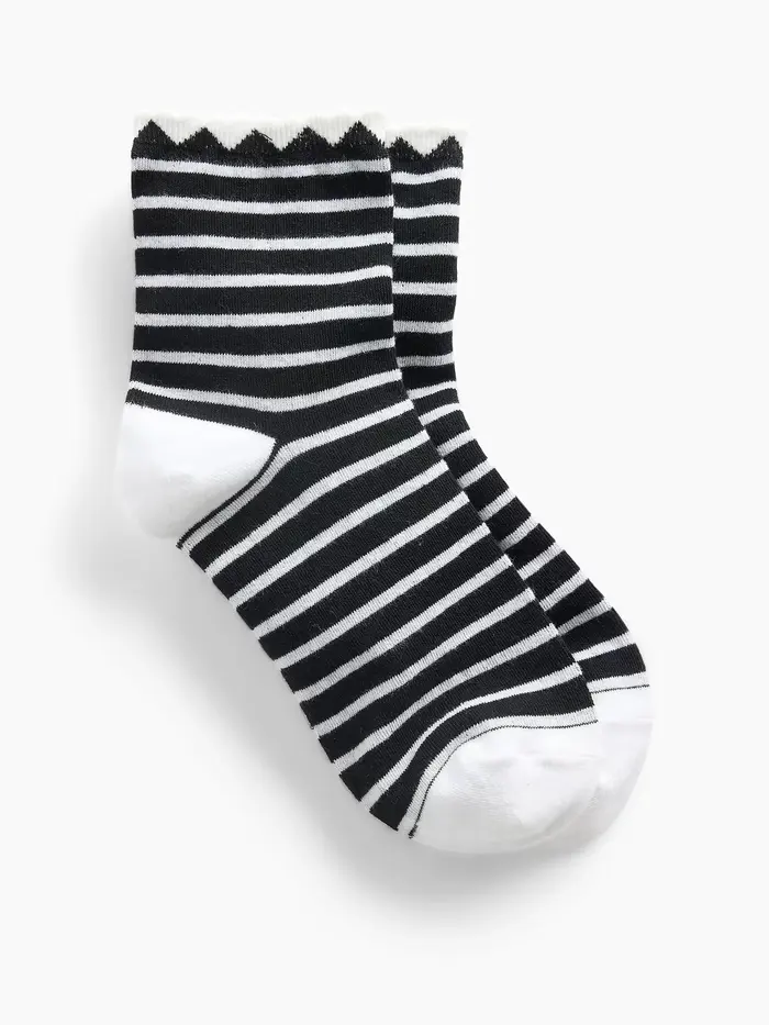 Heart Half-Crew Socks - Black