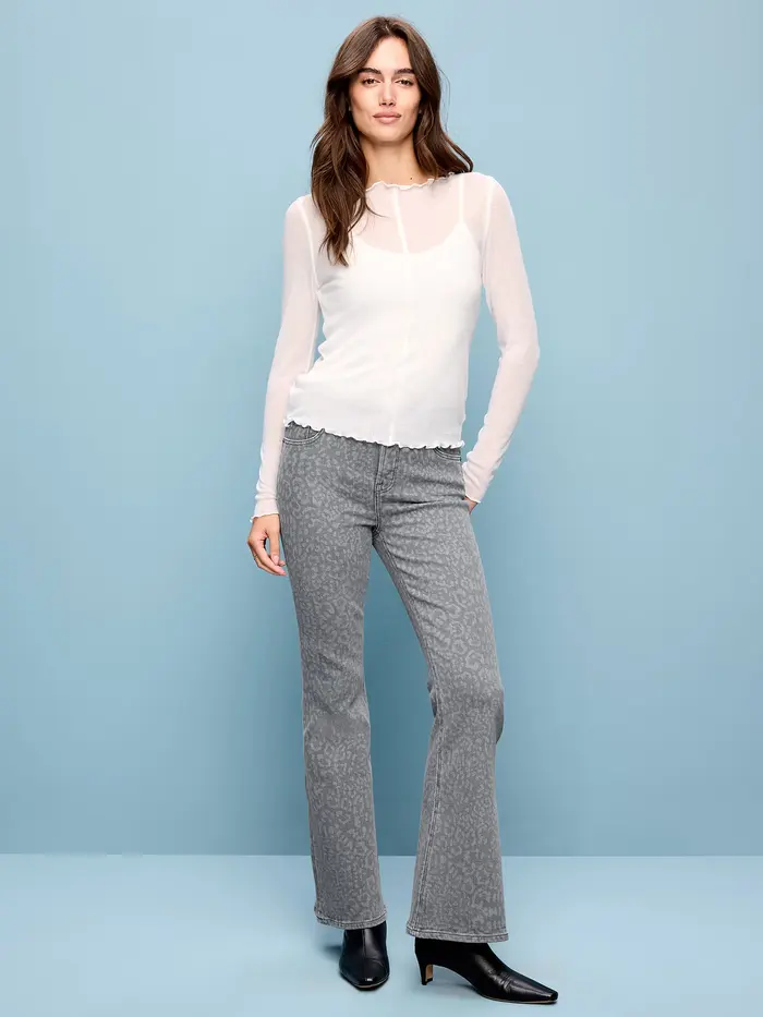 High-Waisted Flare Jeans - Roxanne