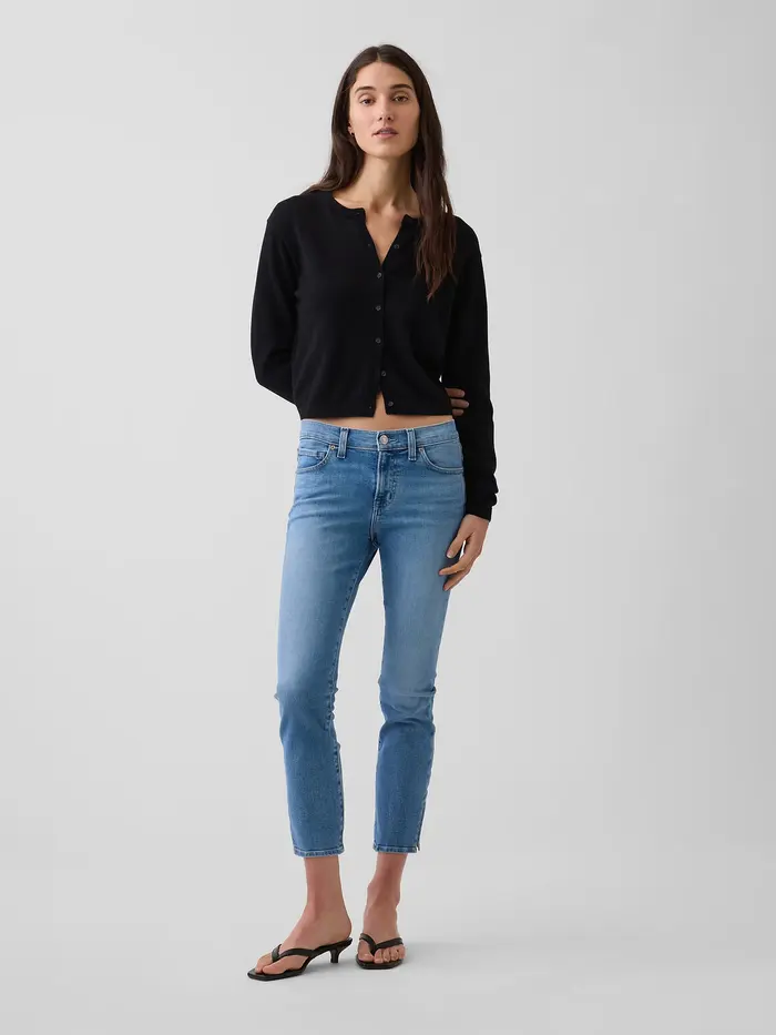 Low Rise Capri Jeans - Medium wash
