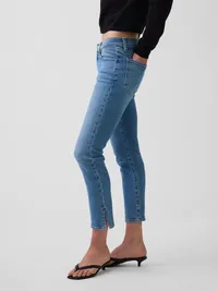 Low Rise Capri Jeans - Medium wash — view 3