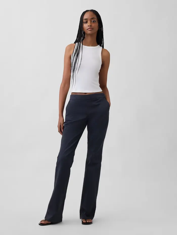 Low Rise Fitted Flare Khakis - Black
