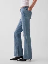 Low Rise Long & Lean Patch Pocket Jeans - Light wash — view 3
