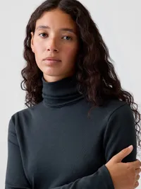 Modern Turtleneck - Forest river green — view 4