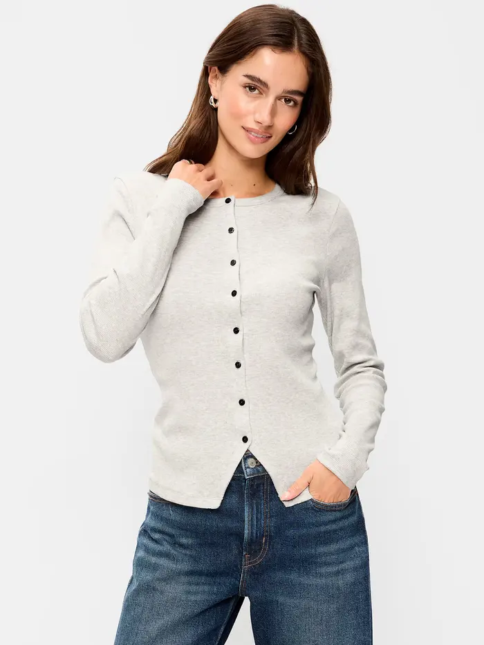 Snug Long-Sleeve Button-Front Ribbed Top - Light Heather Gray